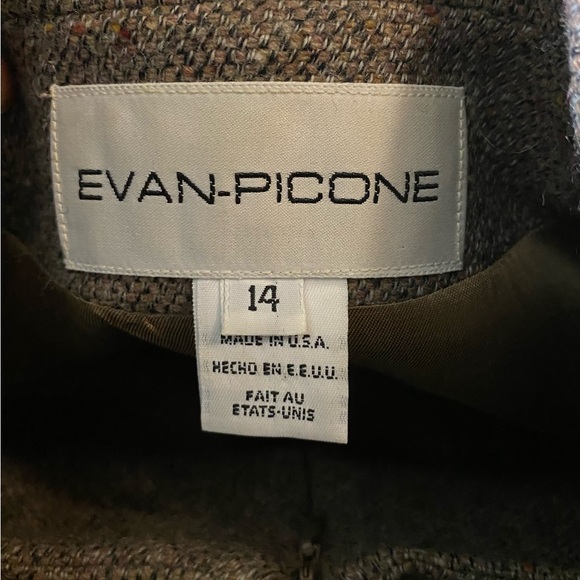 Evan Picone Two-Piece Suit  (pre-loved/ but not worn)
#N040 - Picture 6 of 7